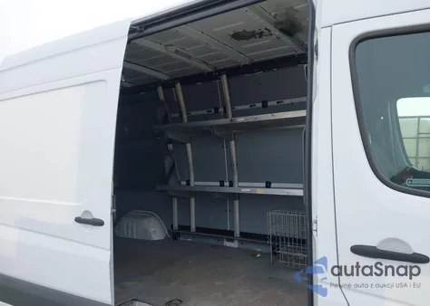 2015 Mercedes-Benz Sprinter 2500 High Roof from USA, damaged, VIN WD3PE8DB4FP136118